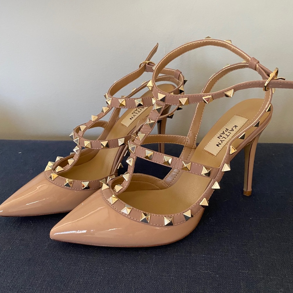 Kaitlyn Pan Rockstud Pumps